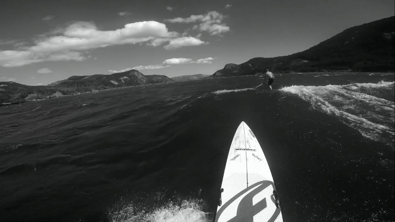 Huge Downwind by Arthur Daniel on Hood River