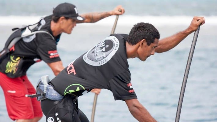 Niuhiti-Nui Buillard s'entraîne avec un ami de longue date à Tahiti