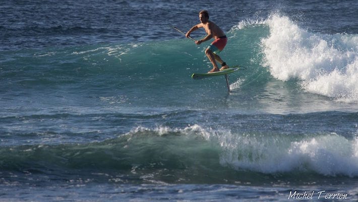 Un Vol pour l’Histoire: Eric Terrien se Lance sur la M2O en SUP Foil