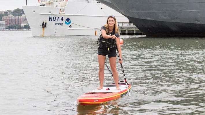 New York: Lizzie Carr’s 275 KM Paddle for Plastic On The Hudson.