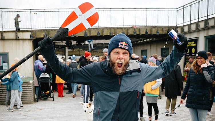 The “Danish Viking” Casper Steinfath completes his 1450 km Great Danish Paddle in 54 days!