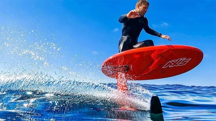 Downwind, Surf, and Pumping: Get Ready for Crozon’s Ultimate Foil Showdown!